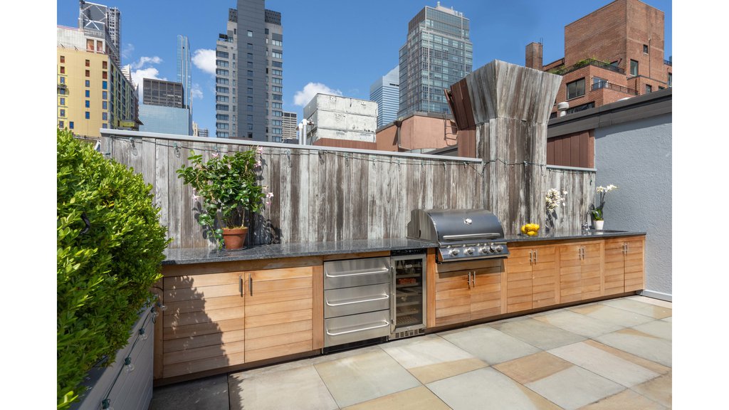 345 East 50th Street, Unit PHB photo 5