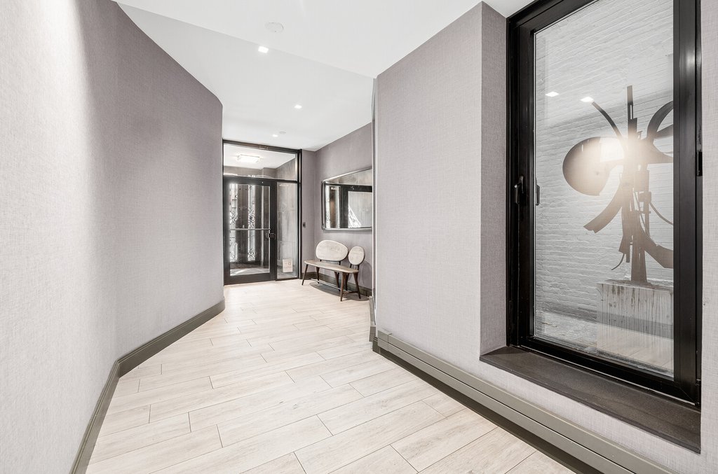 325 West 52nd Street, Unit PHD photo 10