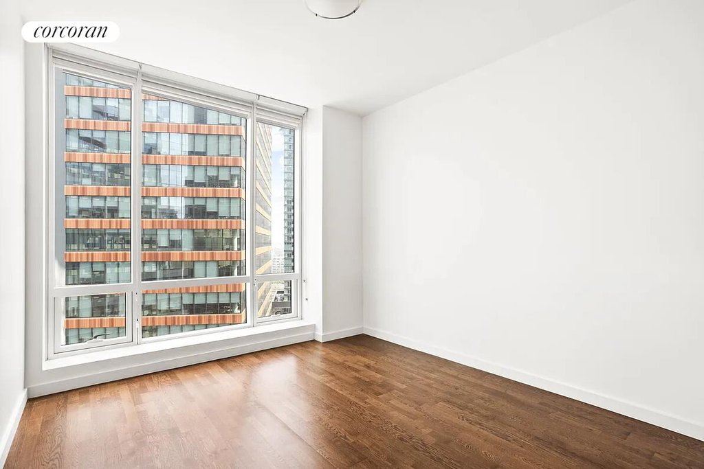 27-17 42nd Road, Unit 4G photo 7