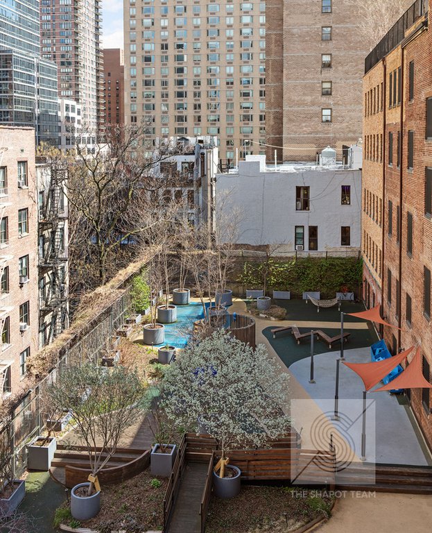 315 East 70th Street, Unit 7D photo 10