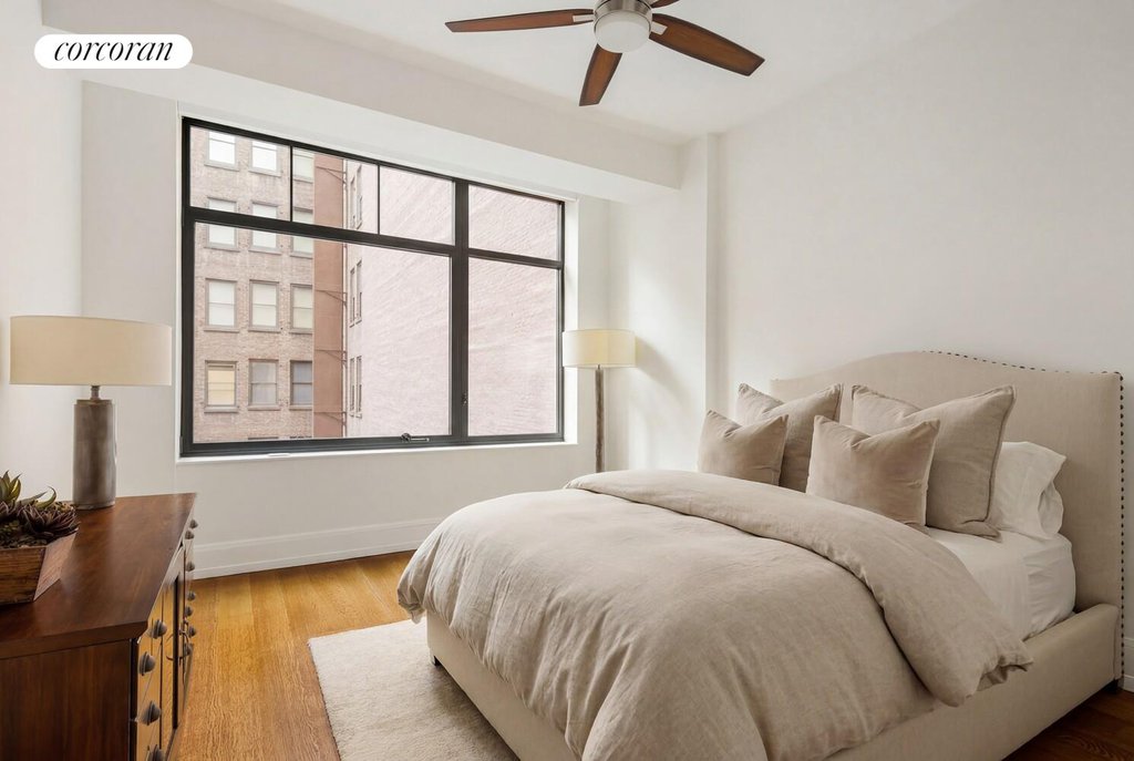 10 Madison Square West, Unit 6G photo 10