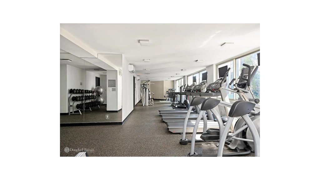 333 East 45th Street, Unit 25A photo 7