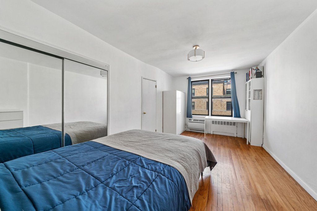 330 East 70th Street, Unit 6D photo 8