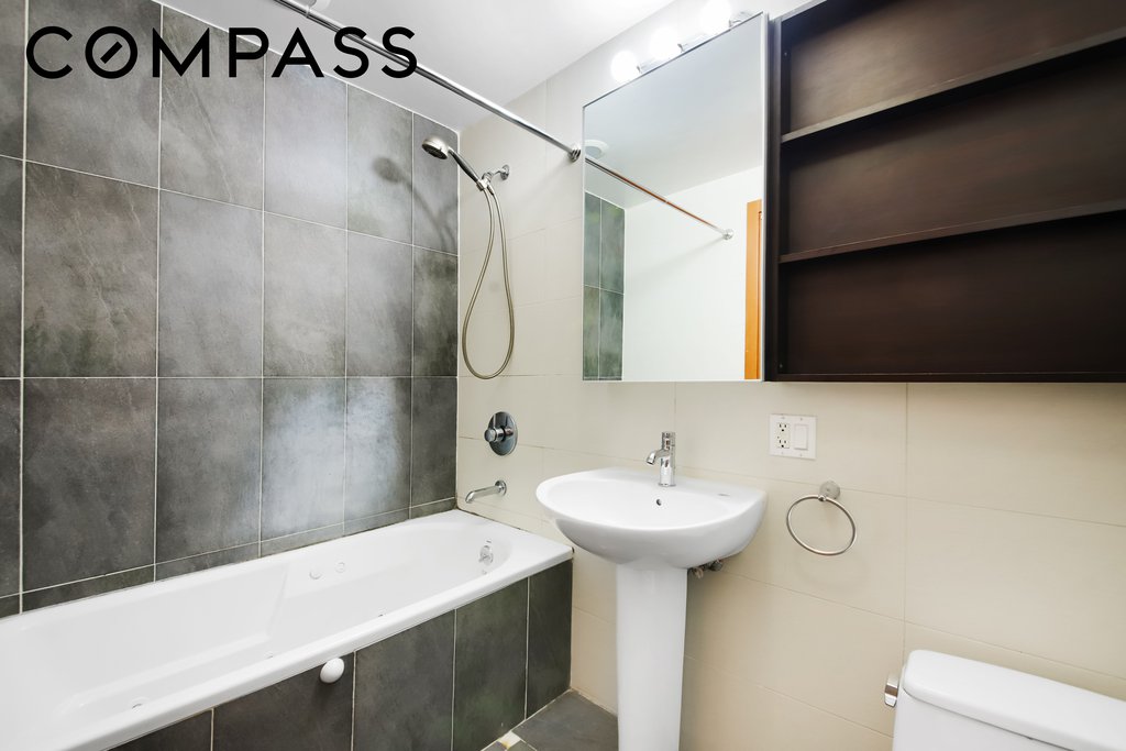 3112 Emmons avenue, Unit 206 photo 5