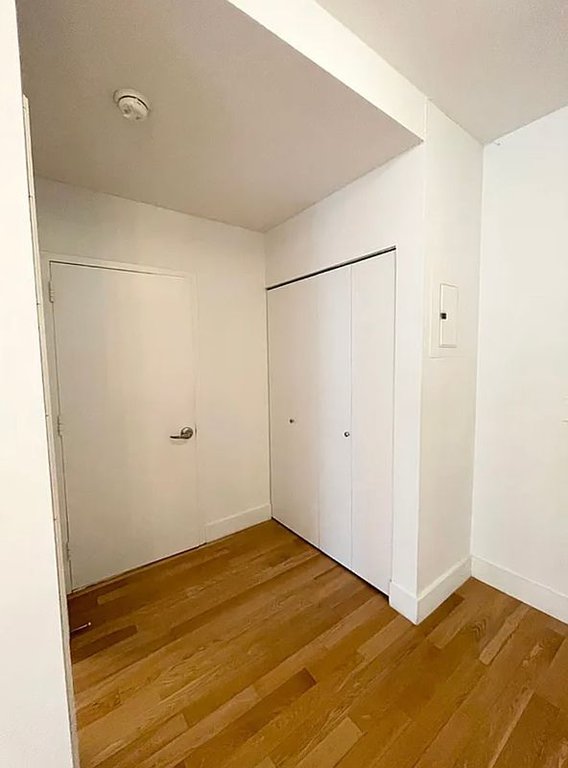 99 John Street, Unit 2207 photo 8