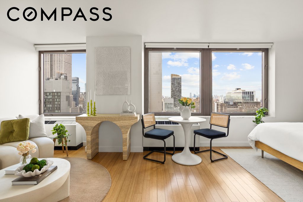 100 West 39th Street, Unit 38I