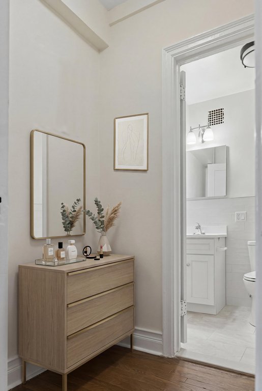 200 East 16th Street, Unit 4B photo 5
