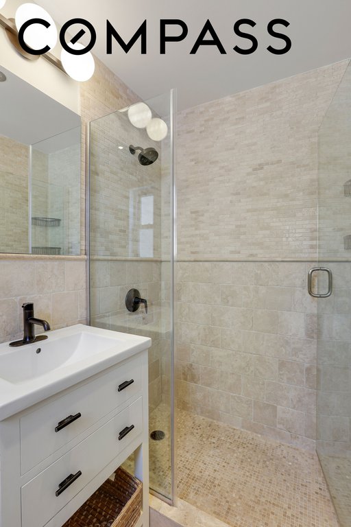 133 East 30th Street, Unit PH5B photo 22
