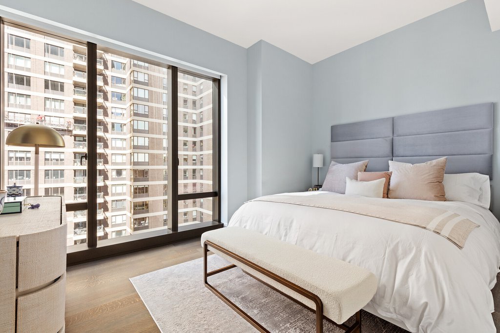 430 East 58th Street, Unit 22B photo 2