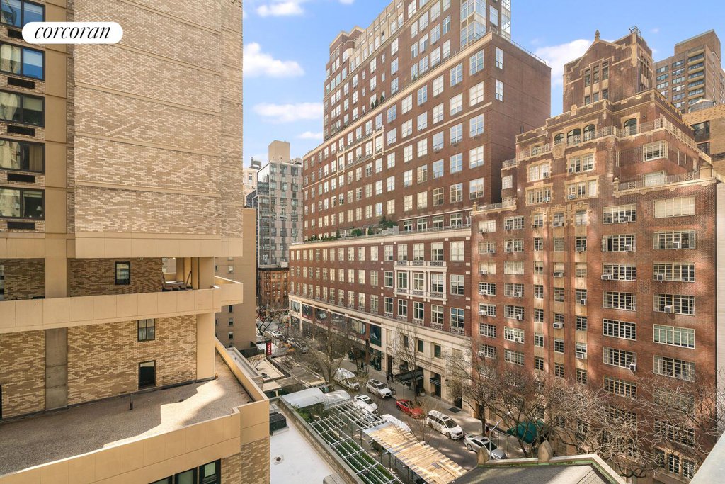 1065 Park Avenue, Unit 7D photo 6