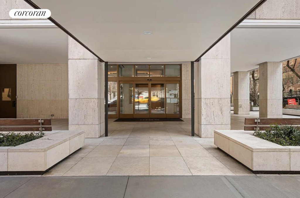 1065 Park Avenue, Unit 7D photo 8