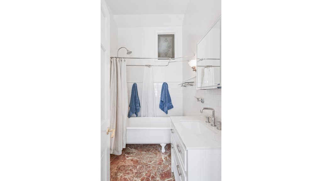 452 West 44th Street – For Sale photo 7