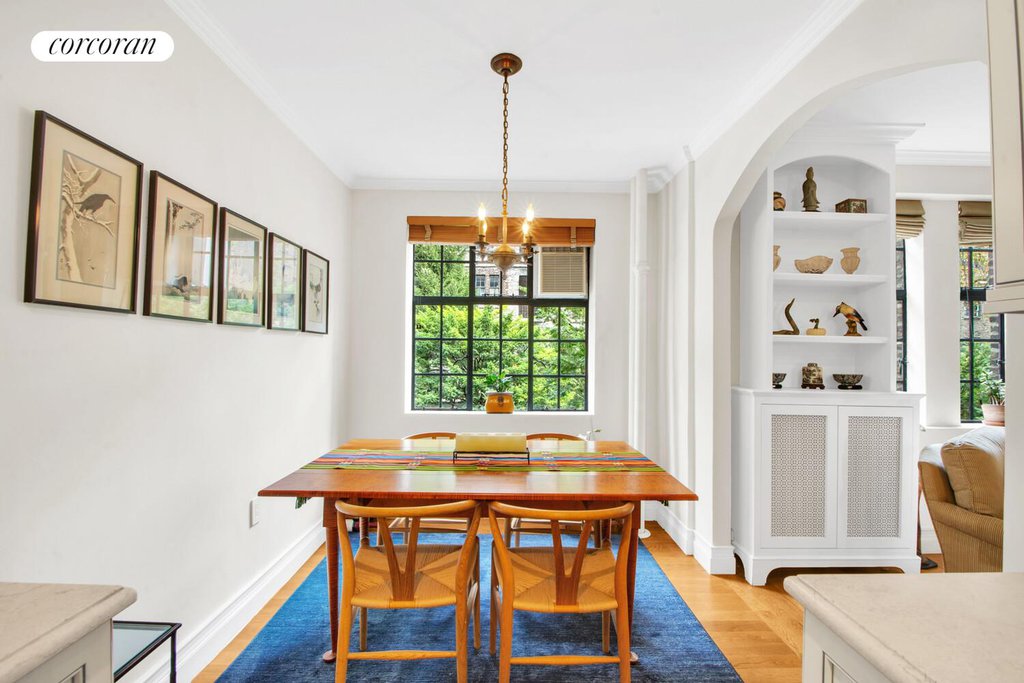 116 Pinehurst Avenue, Unit M31 photo 4