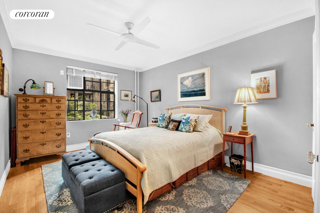 116 Pinehurst Avenue, Unit M31 photo 6