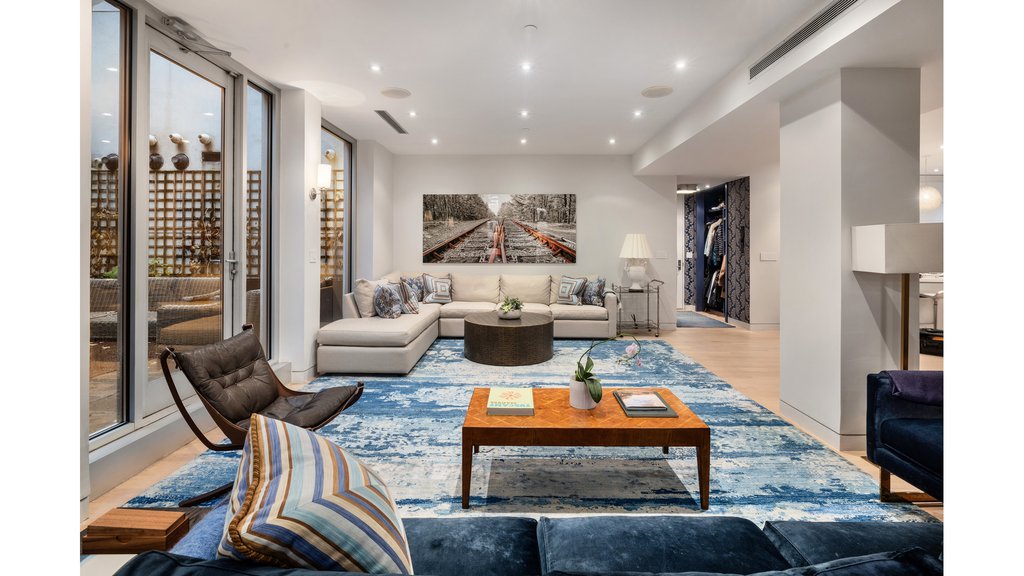 433 East 74th Street, Unit TH/1B
