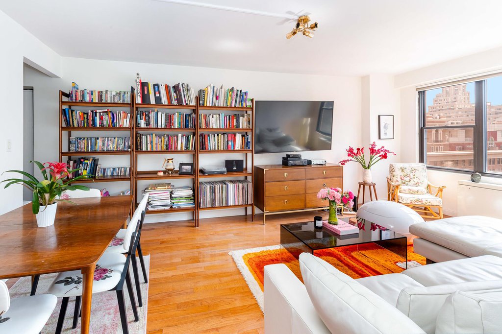 120 East 90th Street, Unit 16B photo 3