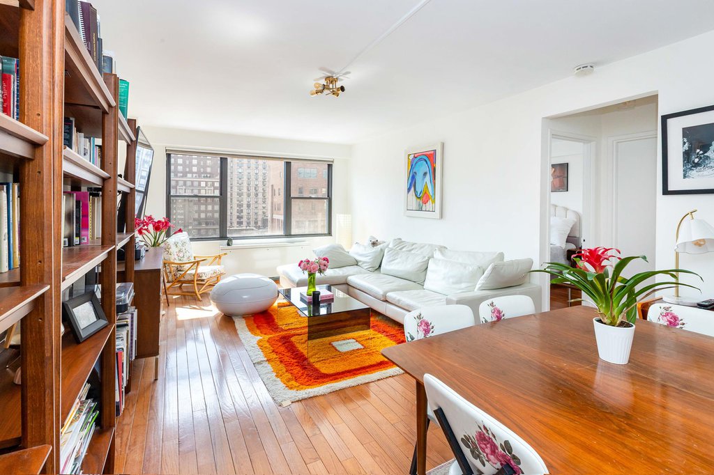 120 East 90th Street, Unit 16B photo 6