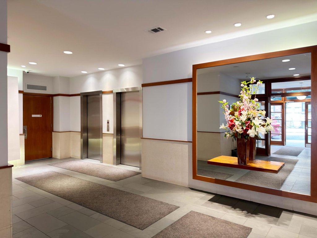 120 East 90th Street, Unit 16B photo 12