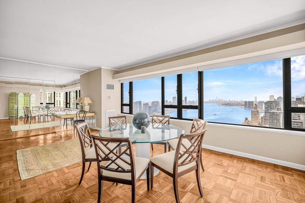 425 East 58th Street, Unit 42G