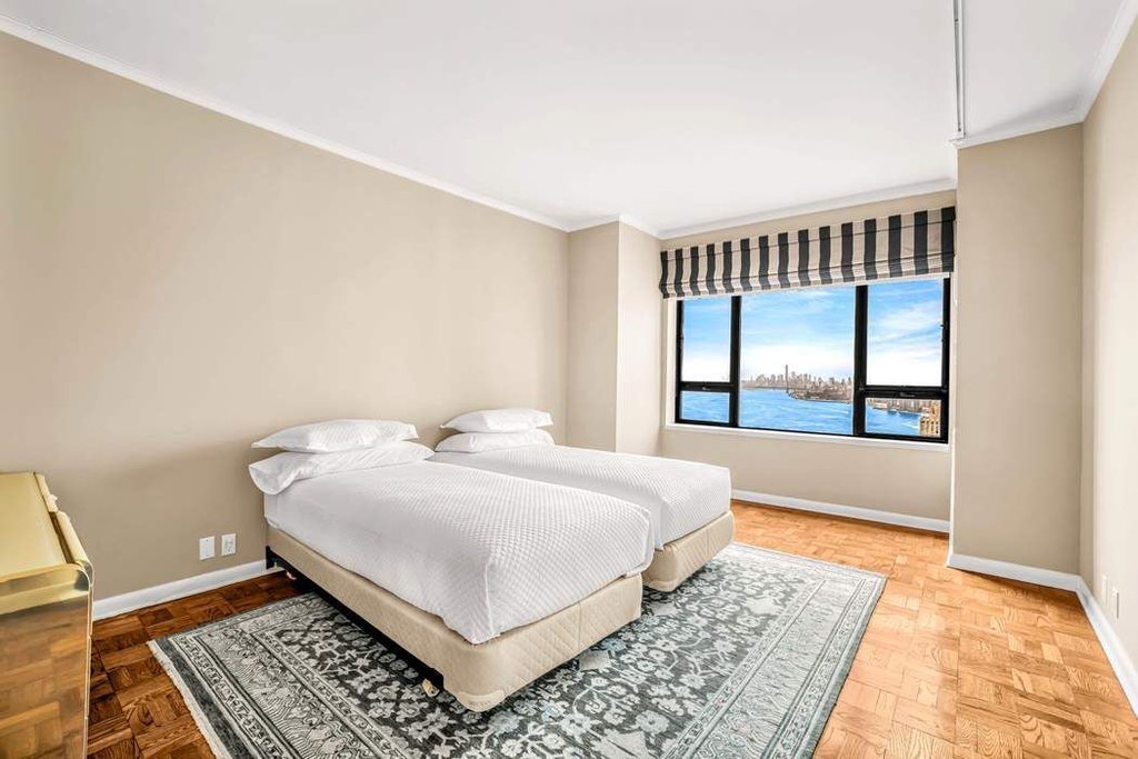 425 East 58th Street, Unit 42G photo 5