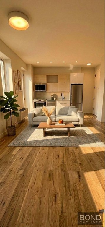 90 Avenue C, Unit 301 photo 5