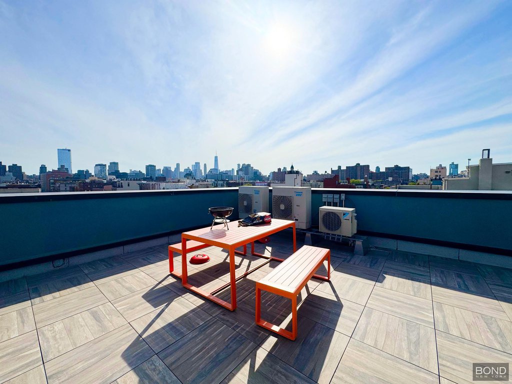 90 Avenue C, Unit 301 photo 11