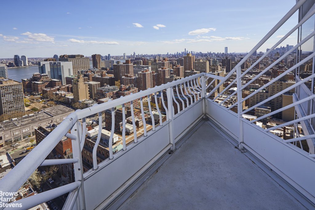 200 East 32nd Street, Unit 32A photo 7