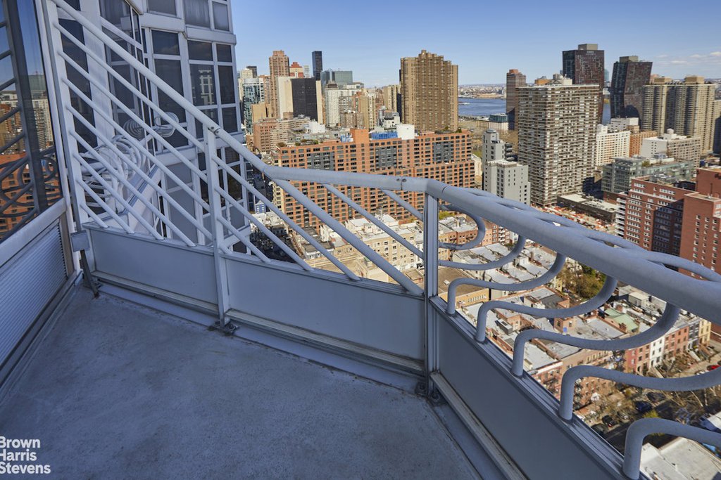 200 East 32nd Street, Unit 32A photo 11