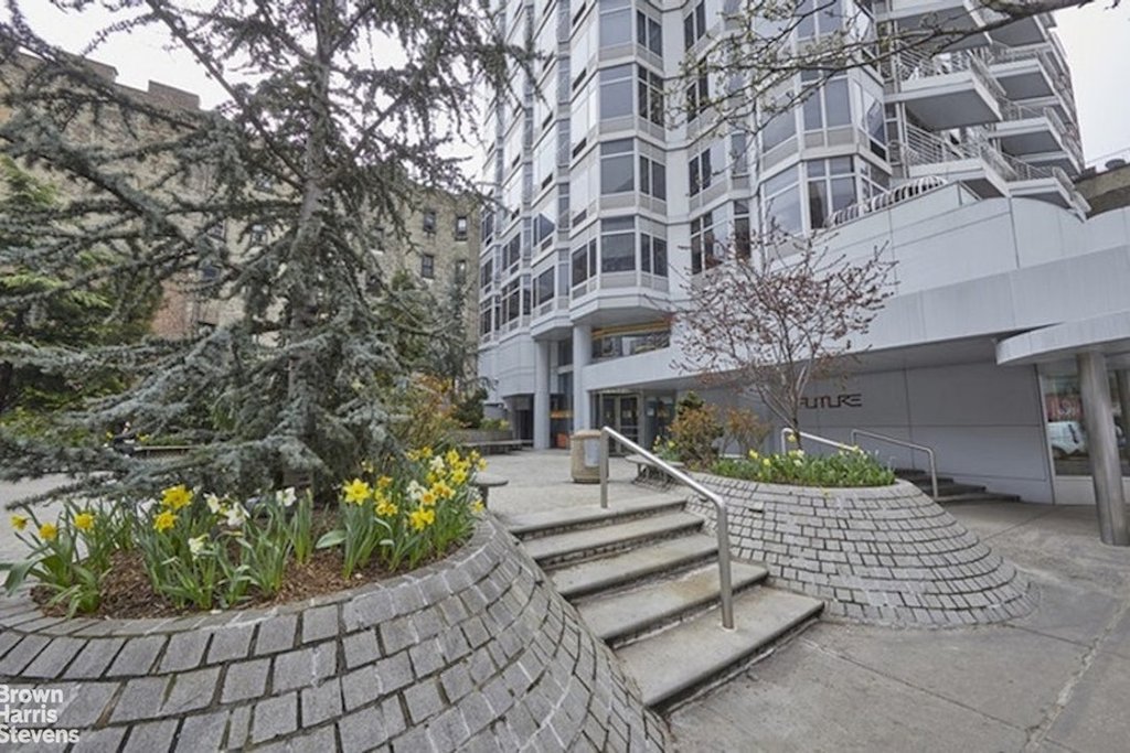 200 East 32nd Street, Unit 32A photo 21