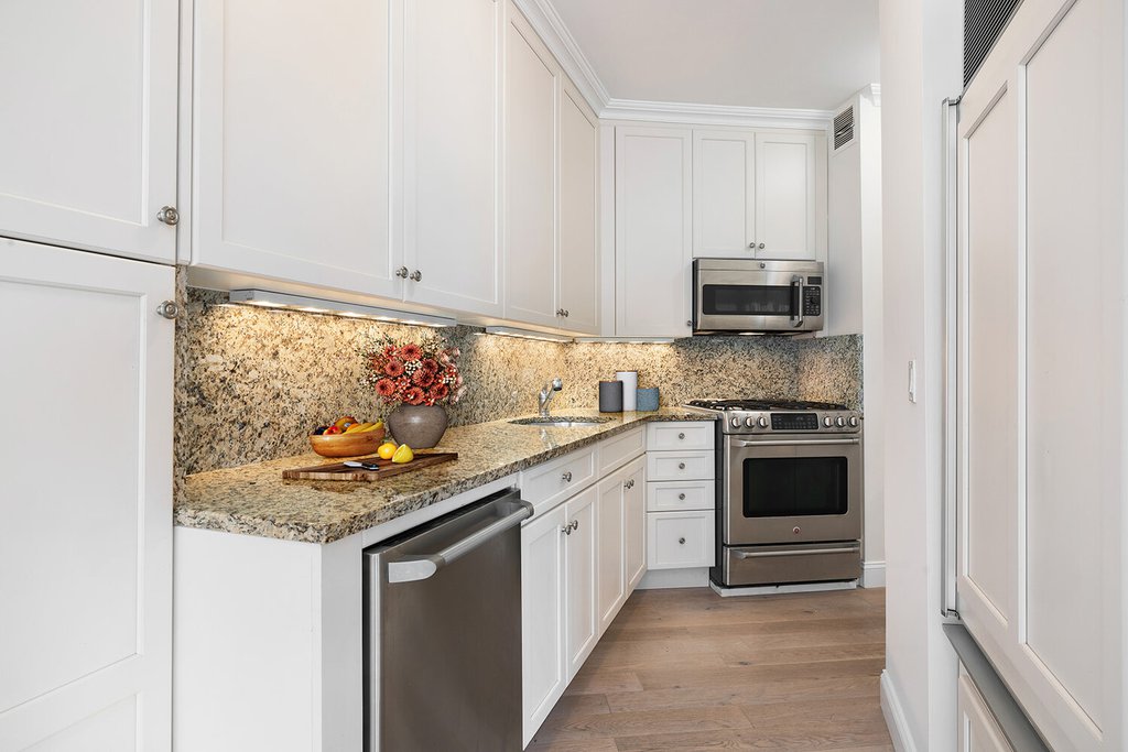 150 Columbus Avenue, Unit 4A photo 7