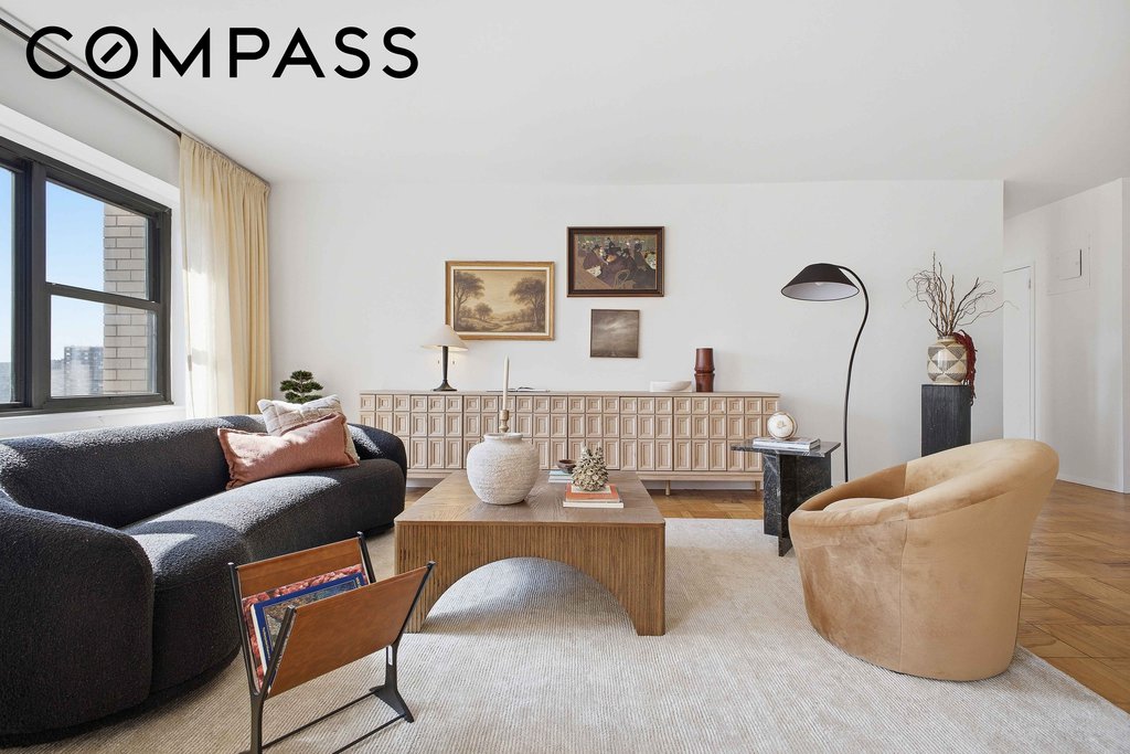 160 East 38th Street, Unit 26FG