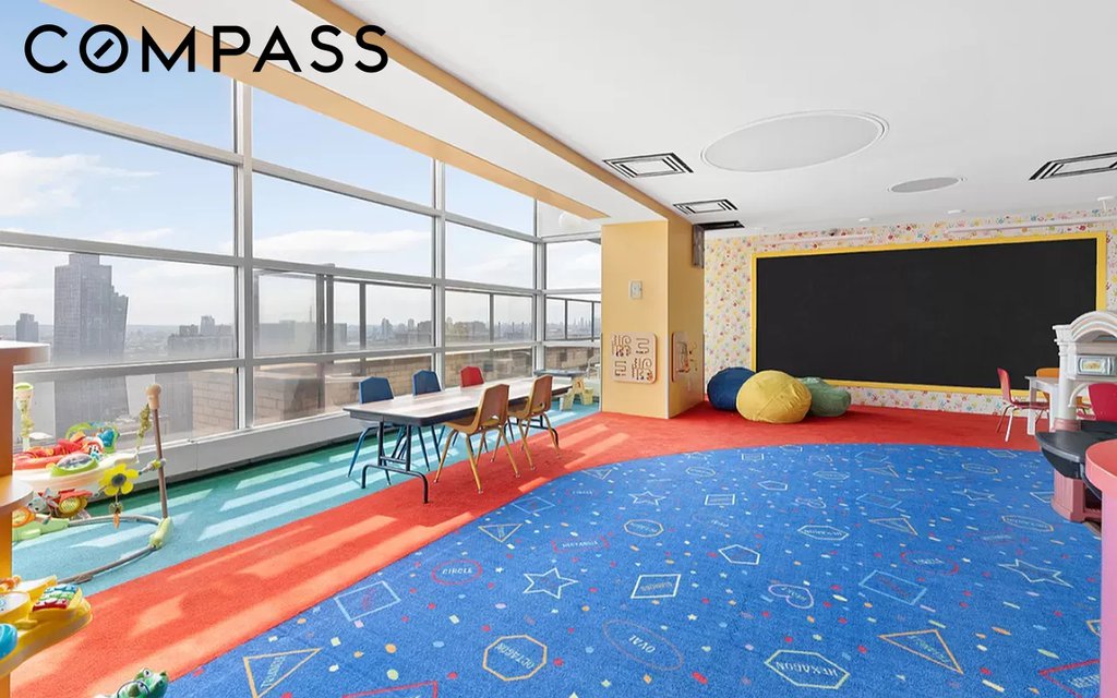160 East 38th Street, Unit 26FG photo 16