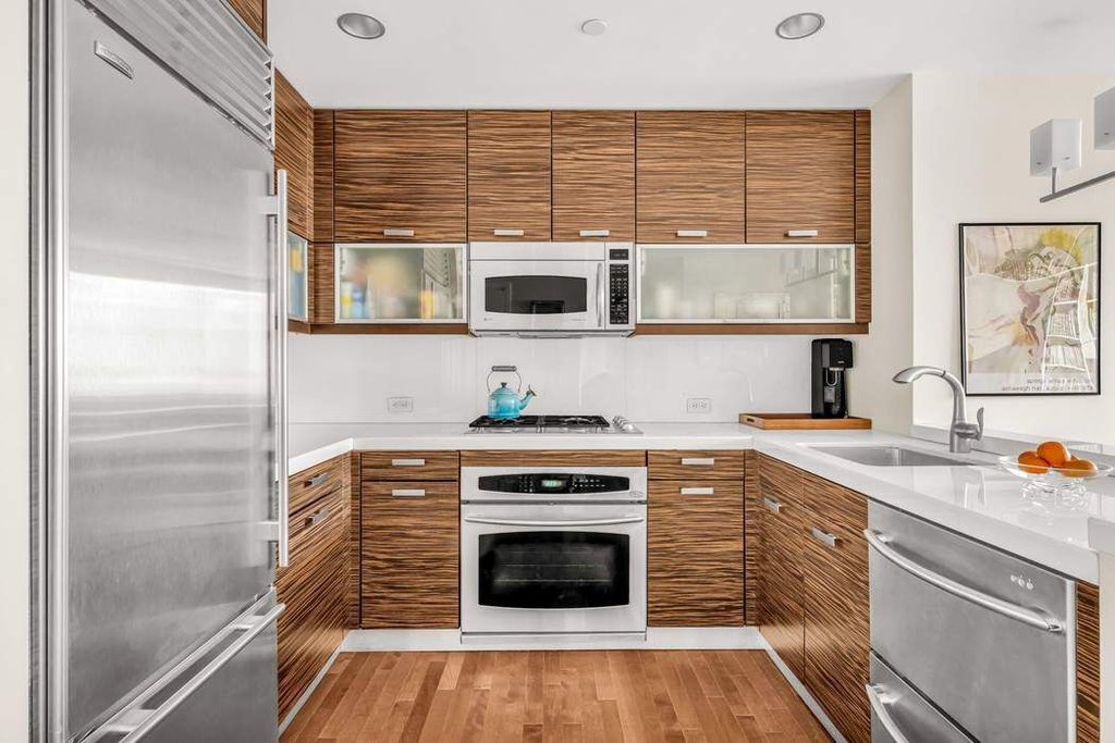225 East 34th Street, Unit 12C photo 4