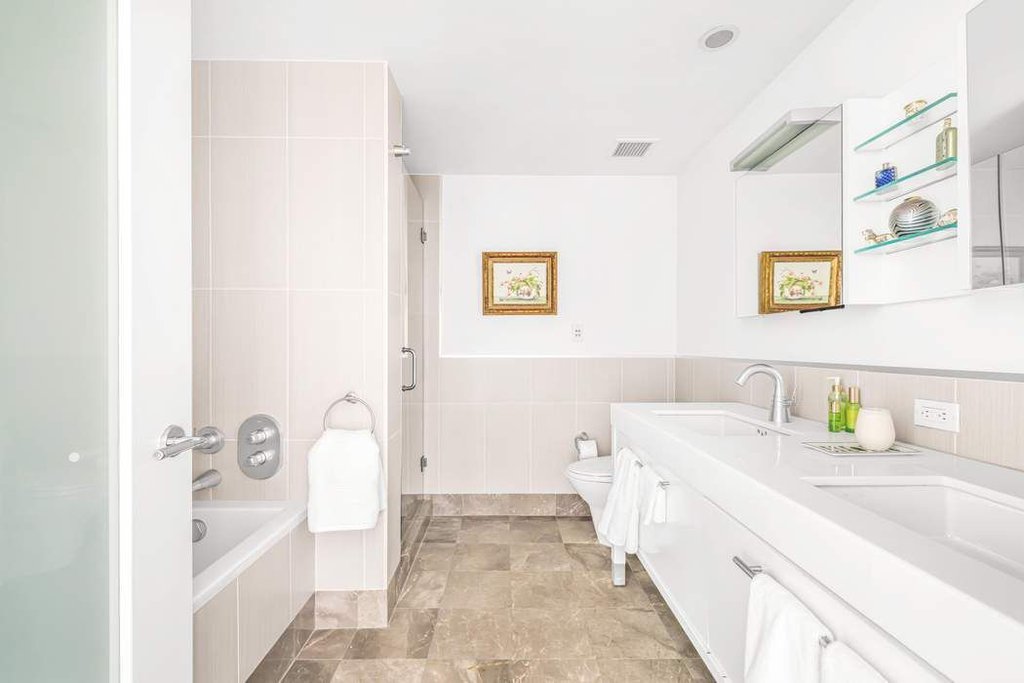 225 East 34th Street, Unit 12C photo 6