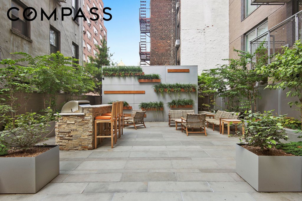 225 East 34th Street, Unit 7C photo 14