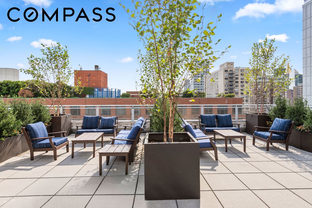 225 East 34th Street, Unit 7C photo 19