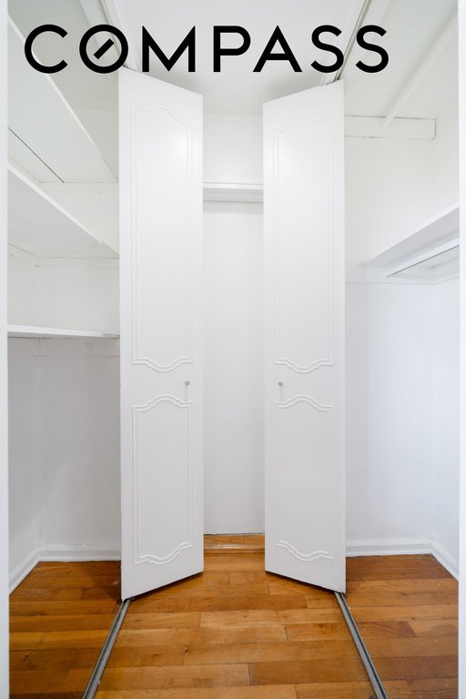 1270 East 51st Street, Unit 6M photo 10