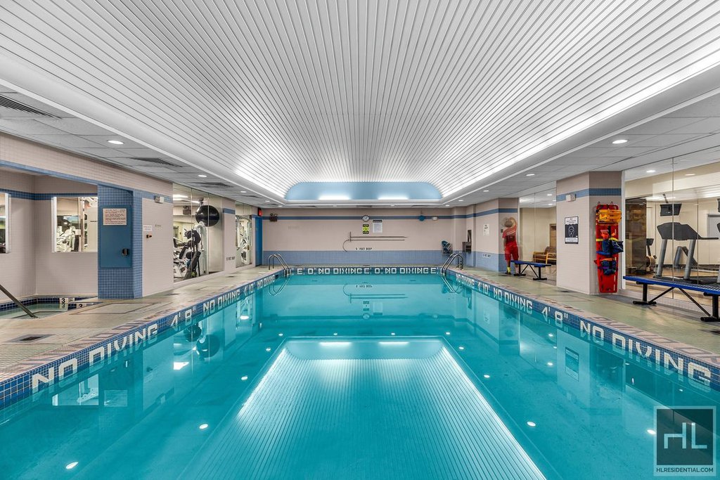 250 East 40th Street, Unit 4A photo 10
