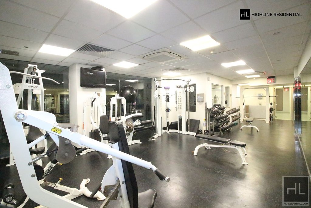 250 East 40th Street, Unit 4A photo 12