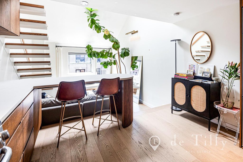 211 Thompson Street, Unit PH6E photo 10