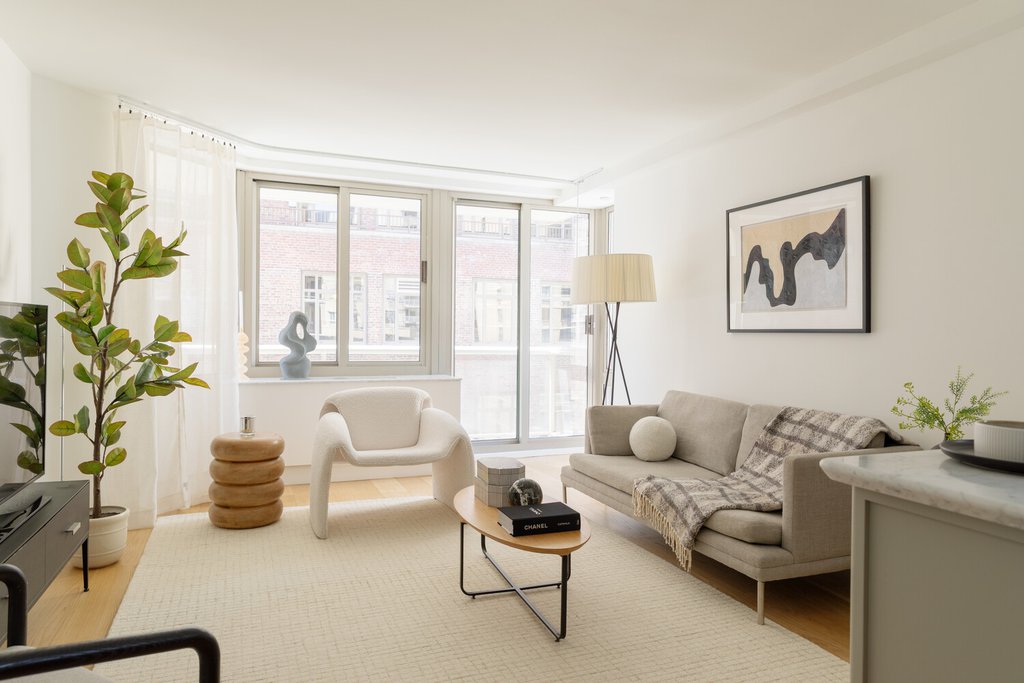 234 East 46th Street, Unit 801 photo 19
