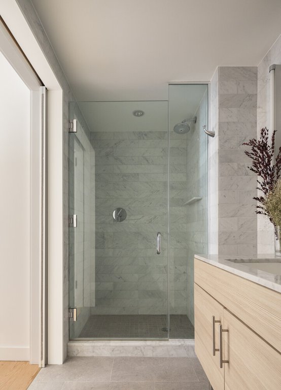 234 East 46th Street, Unit 801 photo 24