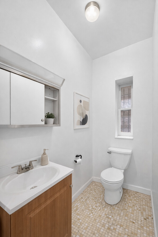598 Pacific Street – For Sale photo 13