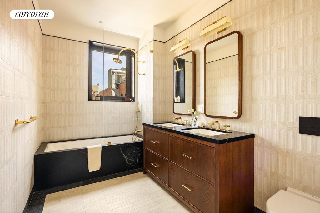 127 Kent Avenue, Unit PH1A photo 9