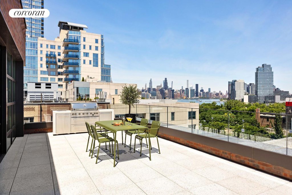 127 Kent Avenue, Unit PH1A photo 15