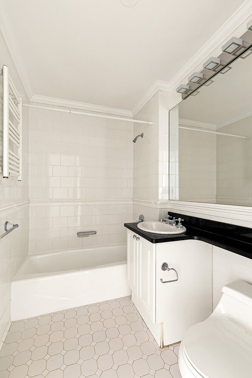 404 East 76th Street, Unit 10D photo 6