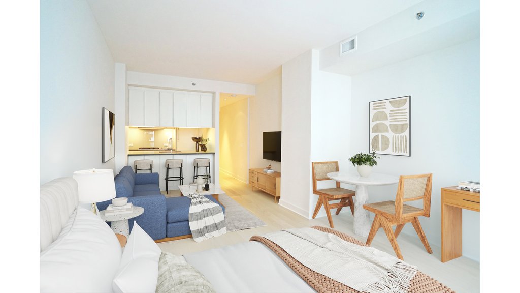 160 East 22nd Street, Unit 3E photo 2