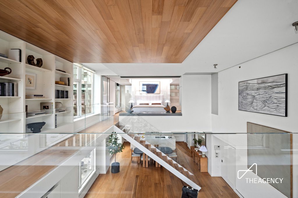 304 Spring Street, Unit PH photo 2