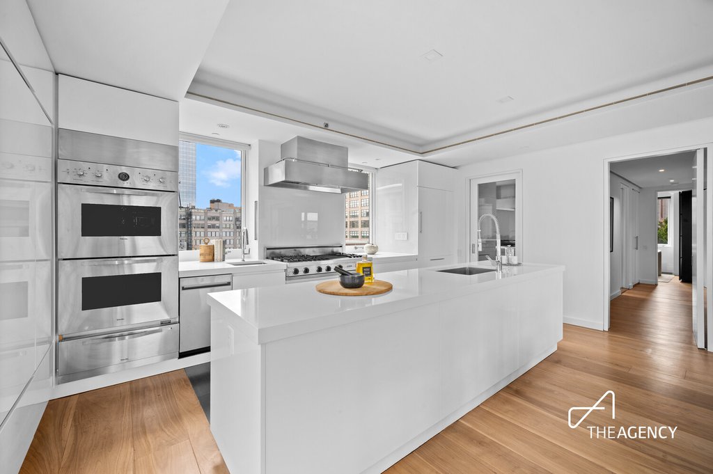 304 Spring Street, Unit PH photo 11