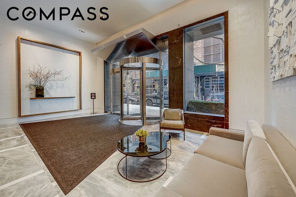 111 West 67th Street, Unit 24L photo 7